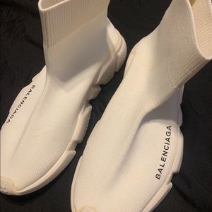 Balenciaga runners male/ females